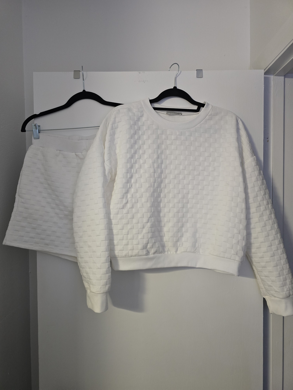 Textured White Quilted Sweatshirt and Short Set